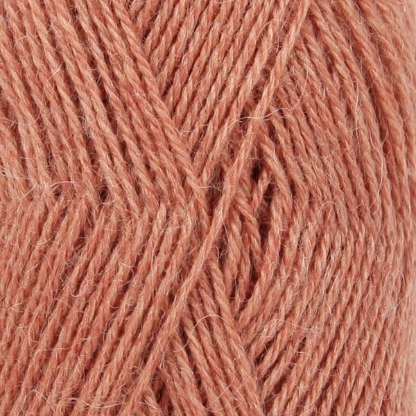 Drops Alpaca 4 Ply 50g