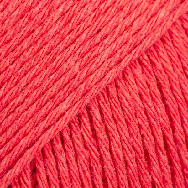 Drops Loves You 9 4 Ply 50g