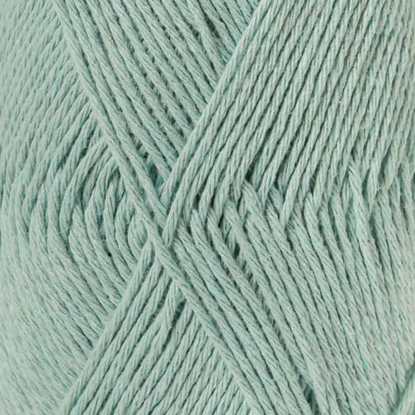 Drops Loves You 9 4 Ply 50g