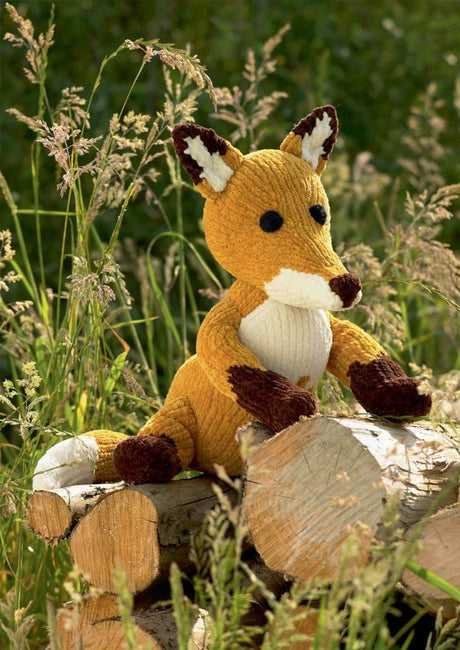 James C. Brett Flutterby Chunky Fox Toy Pattern JB808