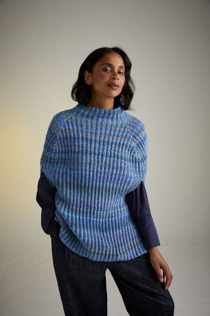 Sirdar Jewelspun Aran Poncho Pattern 10721