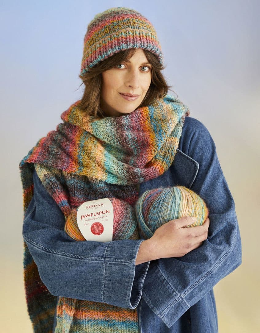 Sirdar Jewelspun Chunky Hat & Scarf Pattern 10710