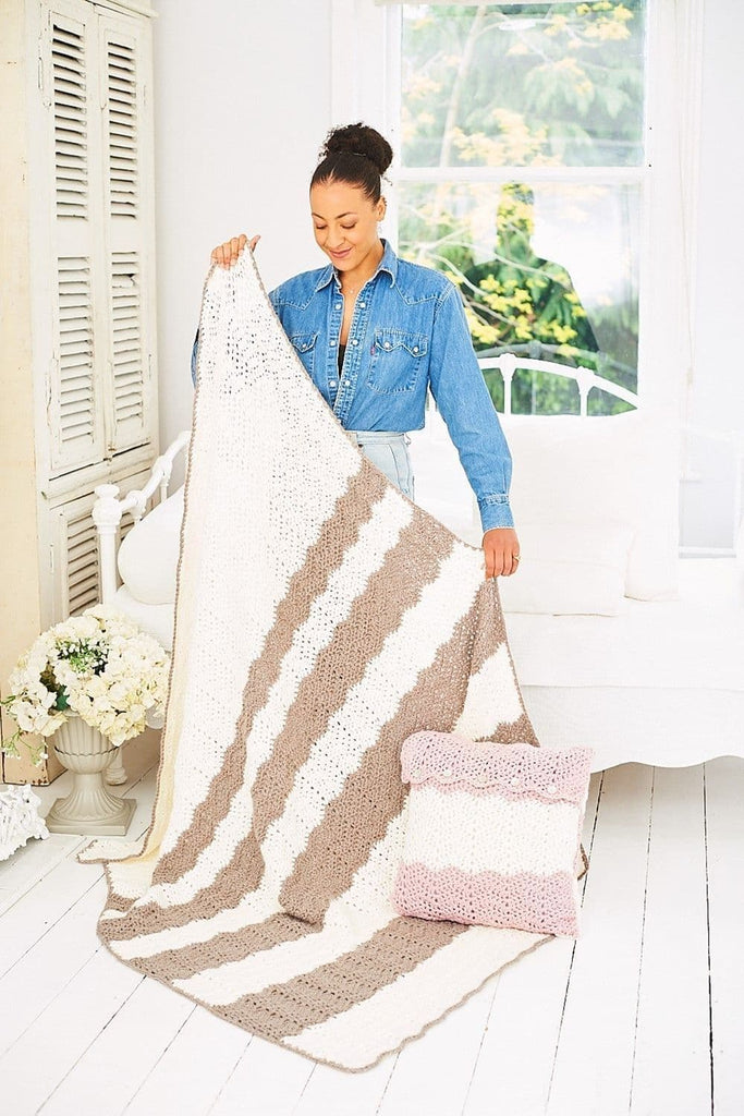 Stylecraft Softie Chunky Blanket & Cushion [Pattern 9935] - PDF Download